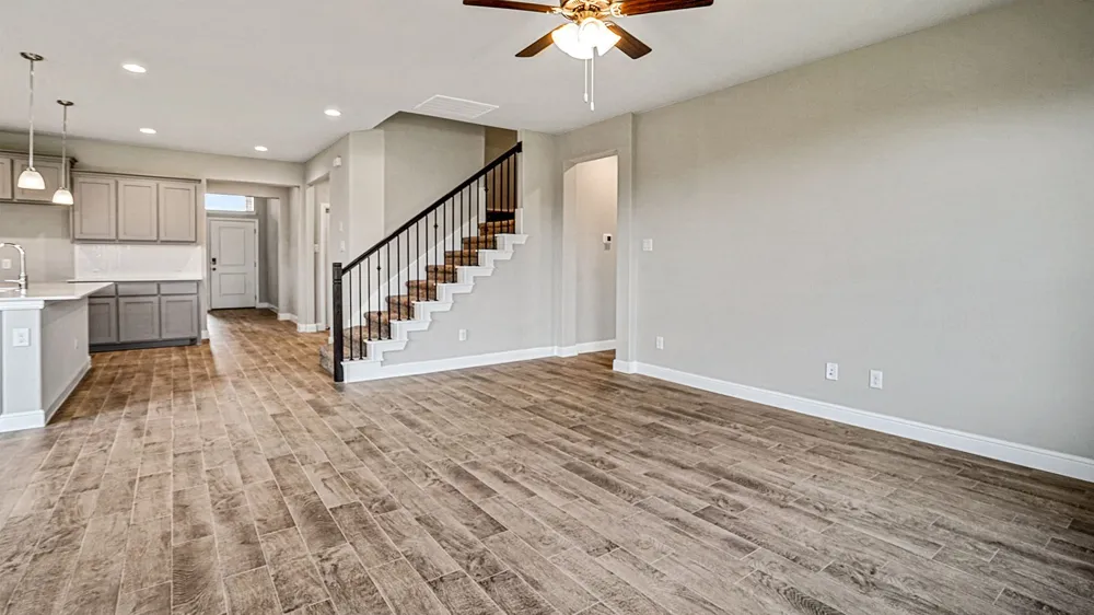 121 RINGTRAIL DRIVE Rhome, TX 76078