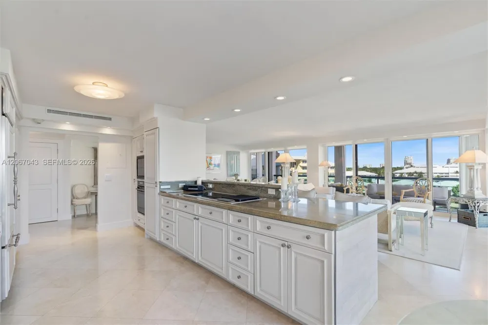 2100 S Ocean Ln #412 Fort Lauderdale, FL 33316