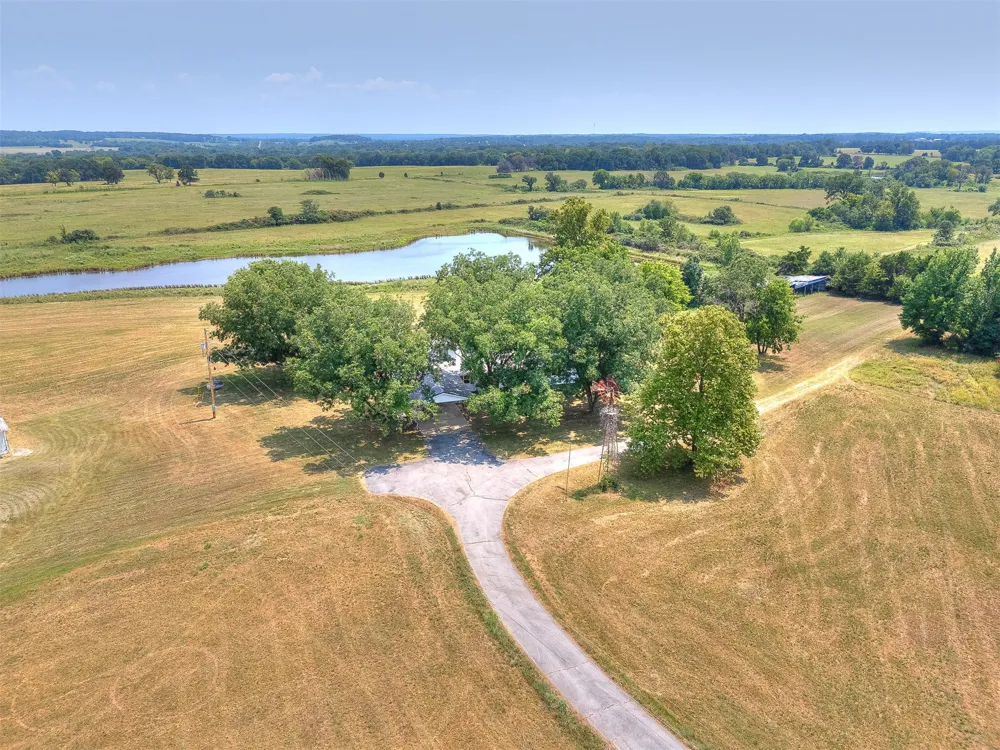 2251 S 4260 ROAD Chelsea, OK 74016