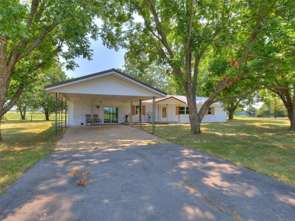 2251 S 4260 ROAD Chelsea, OK 74016