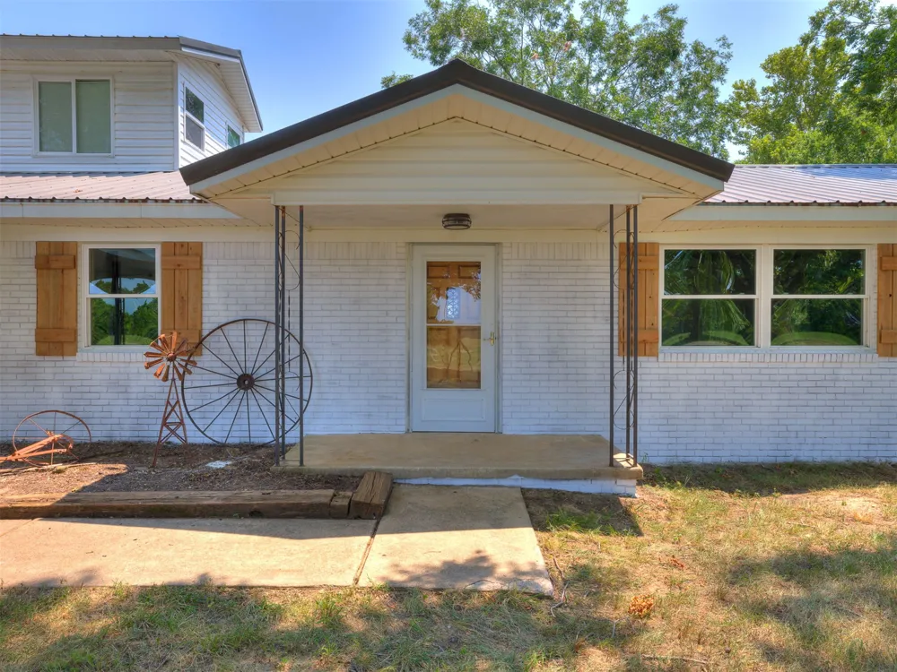 2251 S 4260 ROAD Chelsea, OK 74016