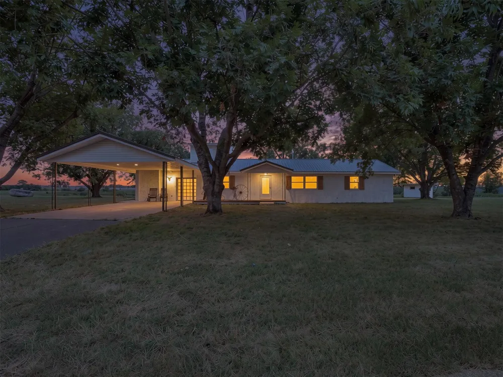 2251 S 4260 ROAD Chelsea, OK 74016