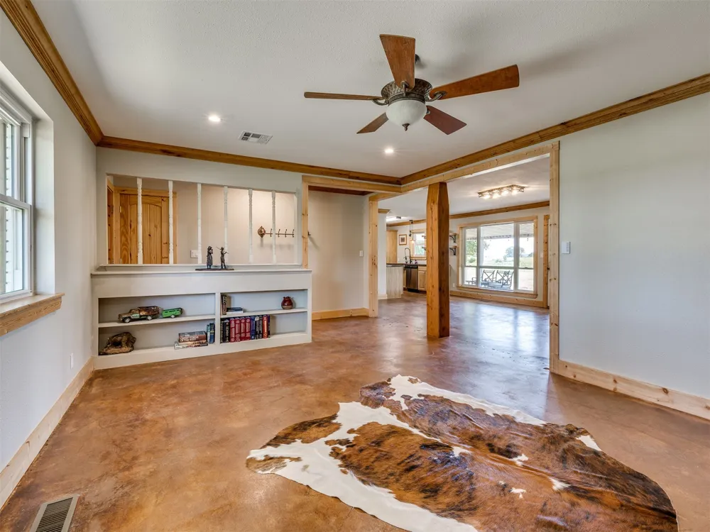 2251 S 4260 ROAD Chelsea, OK 74016