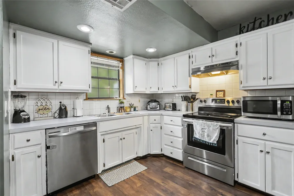 1218 E Boone Street Tahlequah, OK 74464