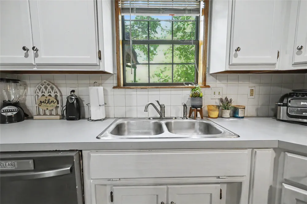 1218 E Boone Street Tahlequah, OK 74464
