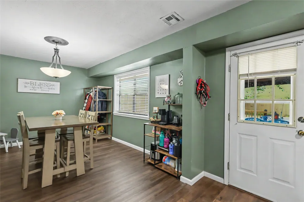 1218 E Boone Street Tahlequah, OK 74464