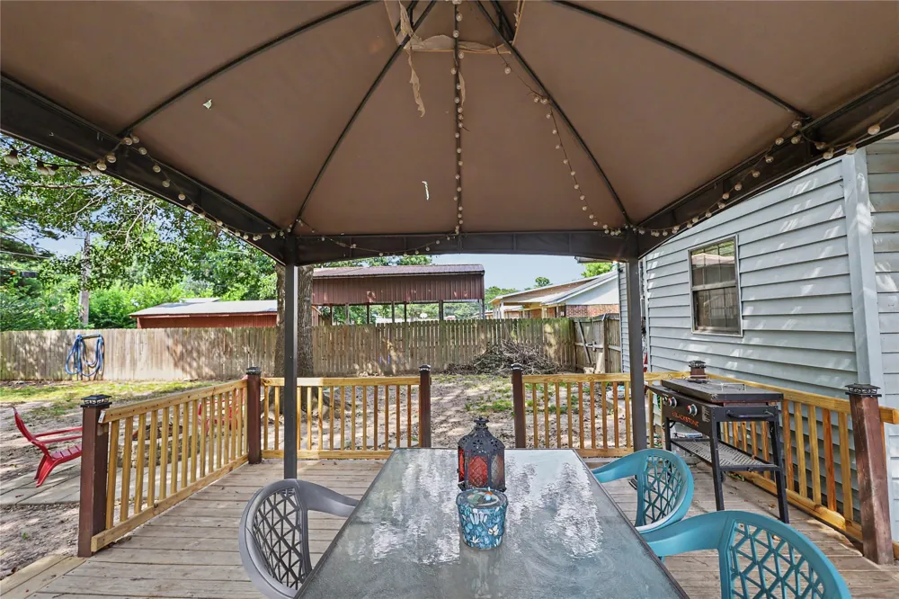 1218 E Boone Street Tahlequah, OK 74464