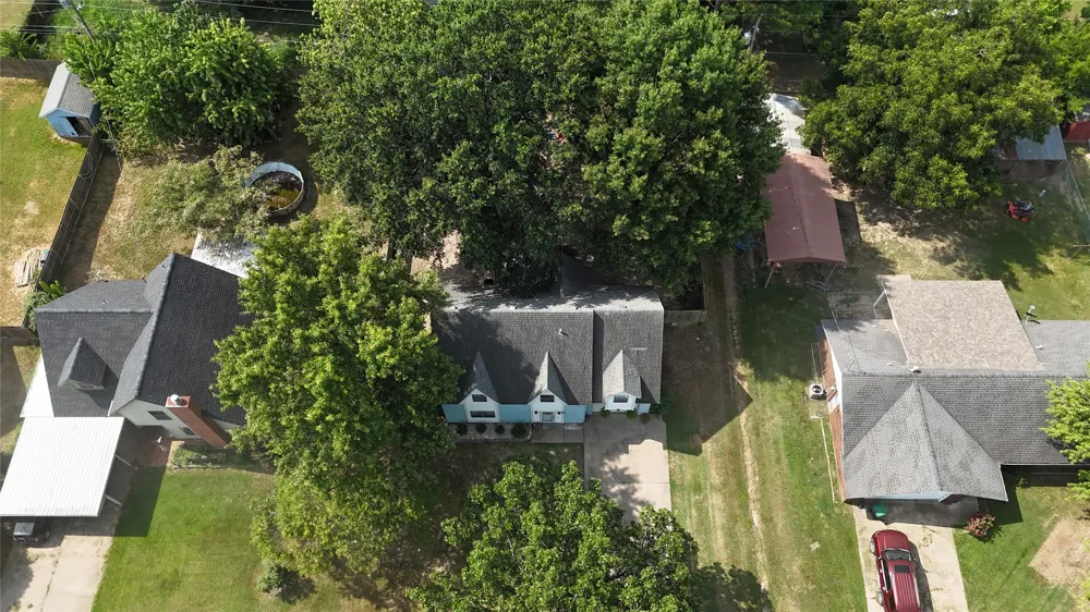 1218 E Boone Street Tahlequah, OK 74464