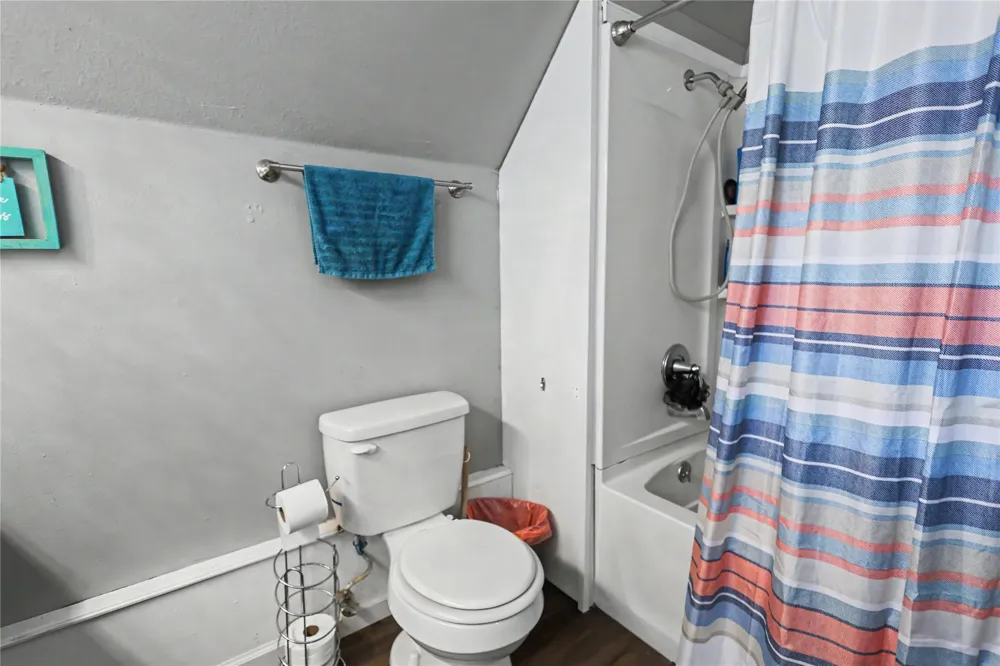 1218 E Boone Street Tahlequah, OK 74464