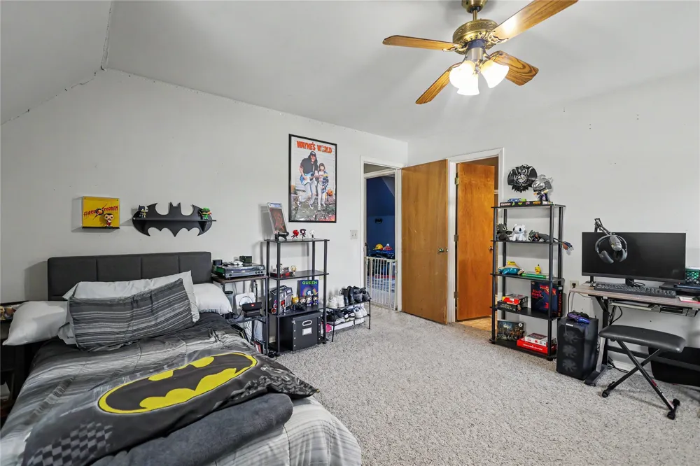 1218 E Boone Street Tahlequah, OK 74464