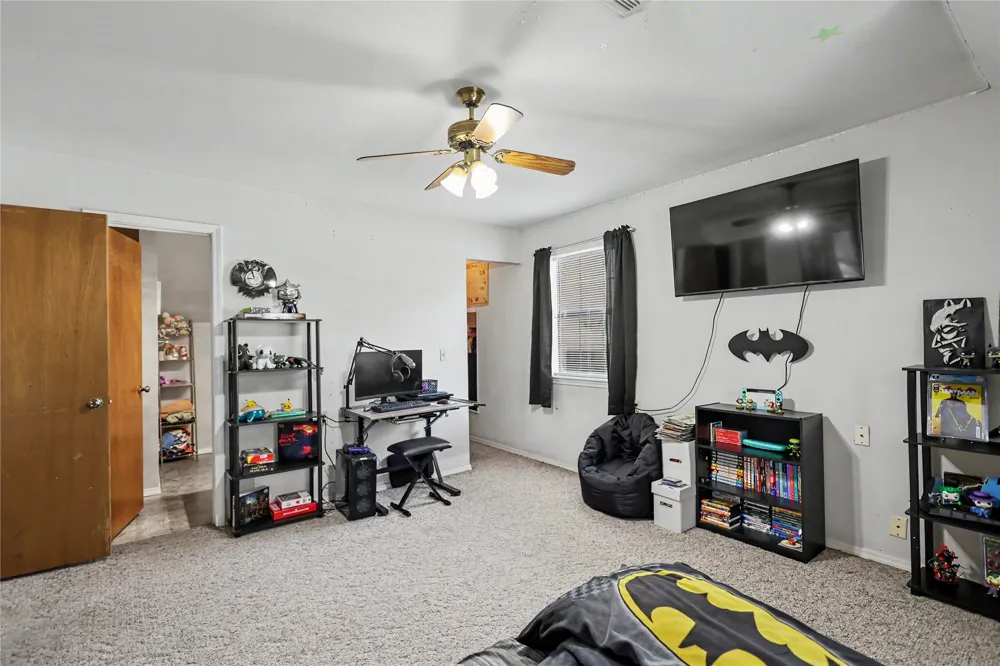 1218 E Boone Street Tahlequah, OK 74464