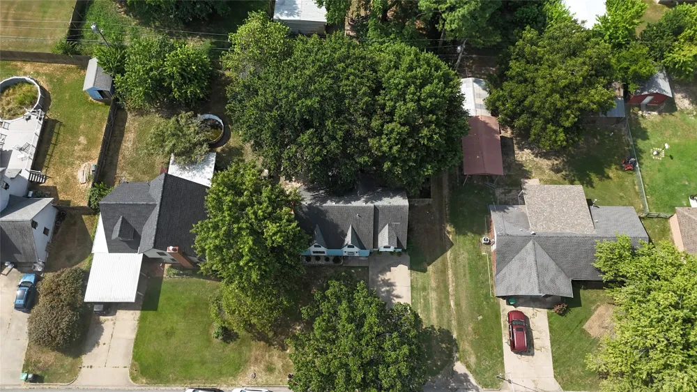 1218 E Boone Street Tahlequah, OK 74464