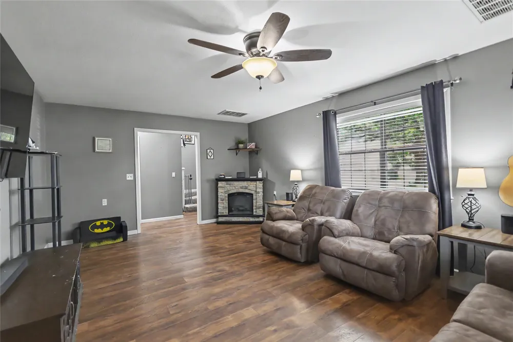 1218 E Boone Street Tahlequah, OK 74464