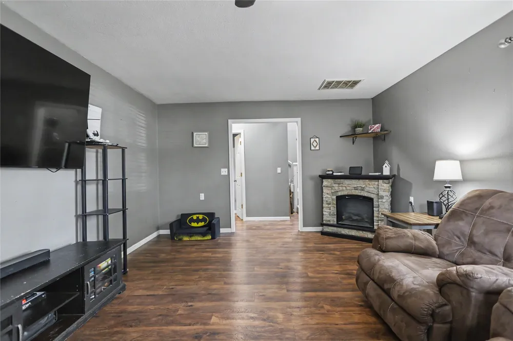 1218 E Boone Street Tahlequah, OK 74464
