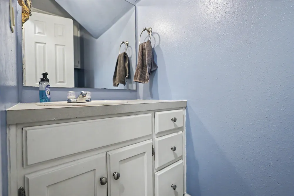1218 E Boone Street Tahlequah, OK 74464