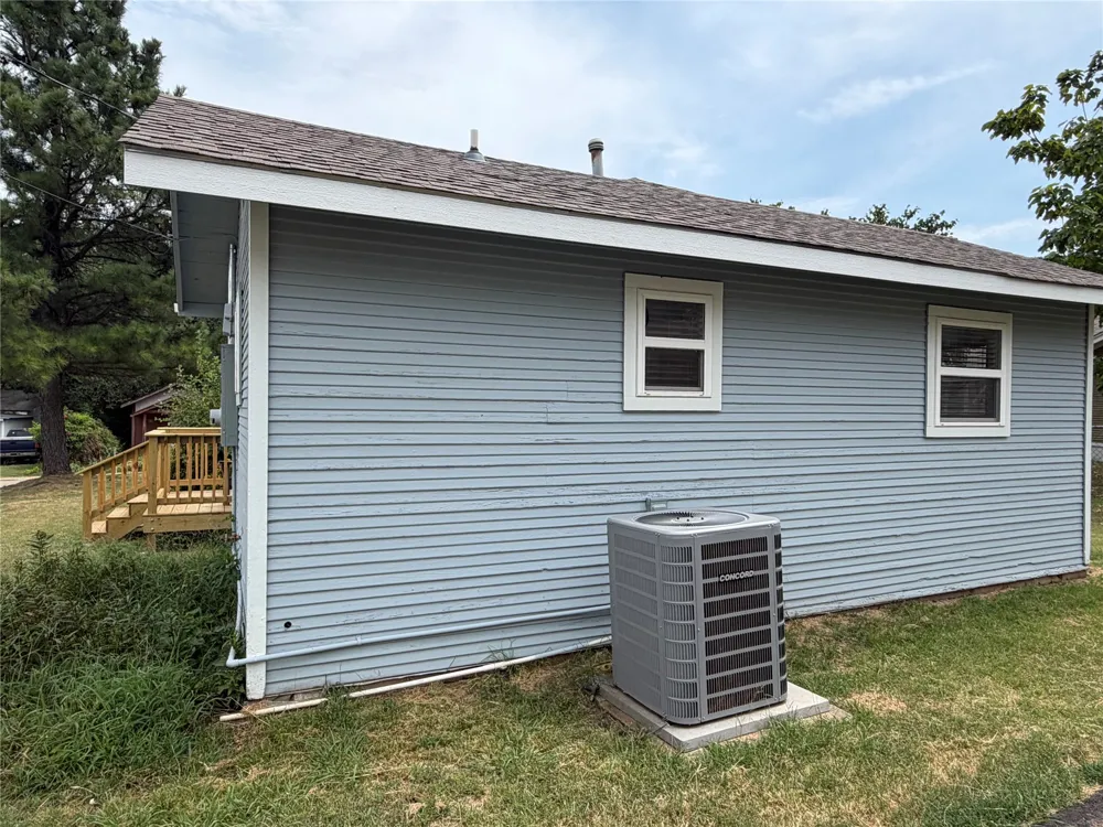 307 Hartman Avenue Cushing, OK 74023