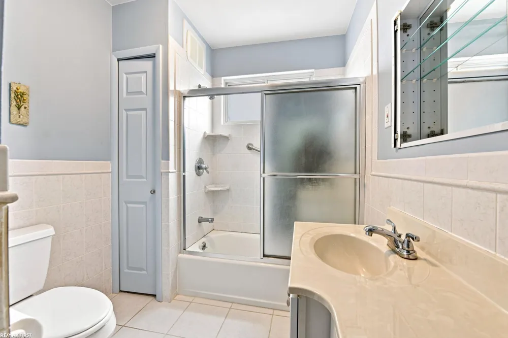 38127 Huron Pointe Drive Harrison Charter Township, MI 48045