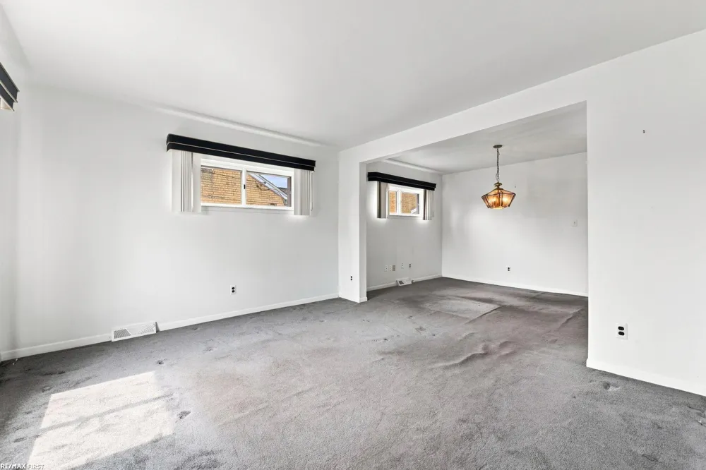 38127 Huron Pointe Drive Harrison Charter Township, MI 48045