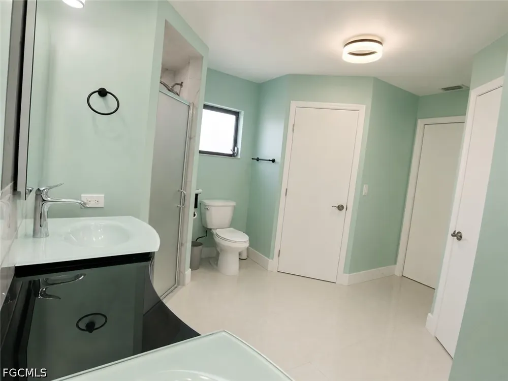 SE 20th Court Cape Coral, FL 33990