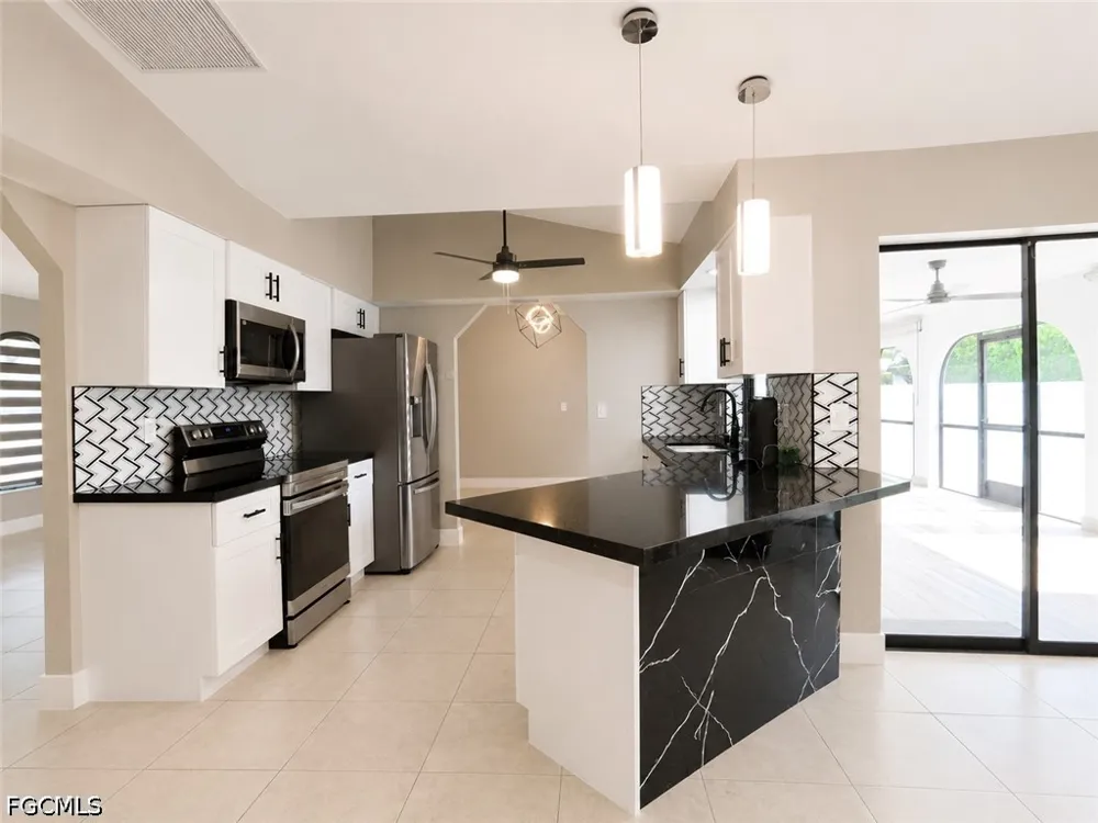 SE 20th Court Cape Coral, FL 33990