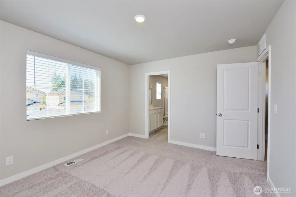 9723 Brown Street SE Yelm, WA 98597