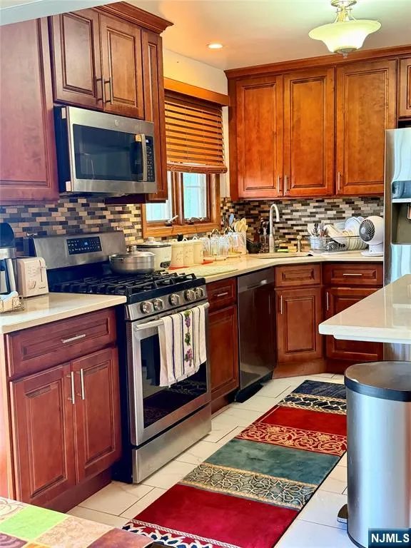114 Sandra Drive Totowa, NJ 07512