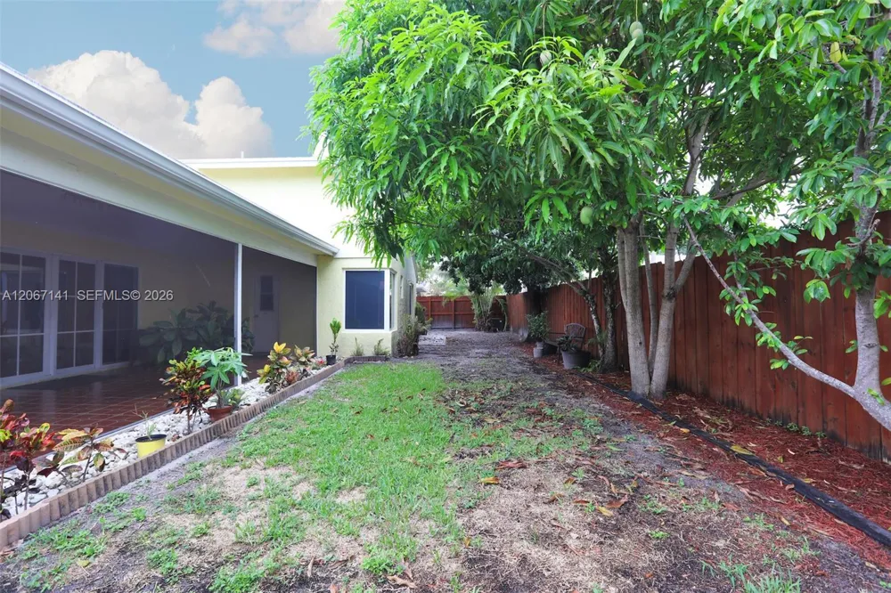 8251 NW 51st Ct Lauderhill, FL 33351