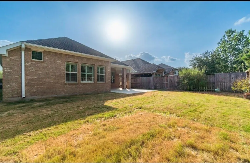 9615 Spring Court Iowa Colony, TX 77583