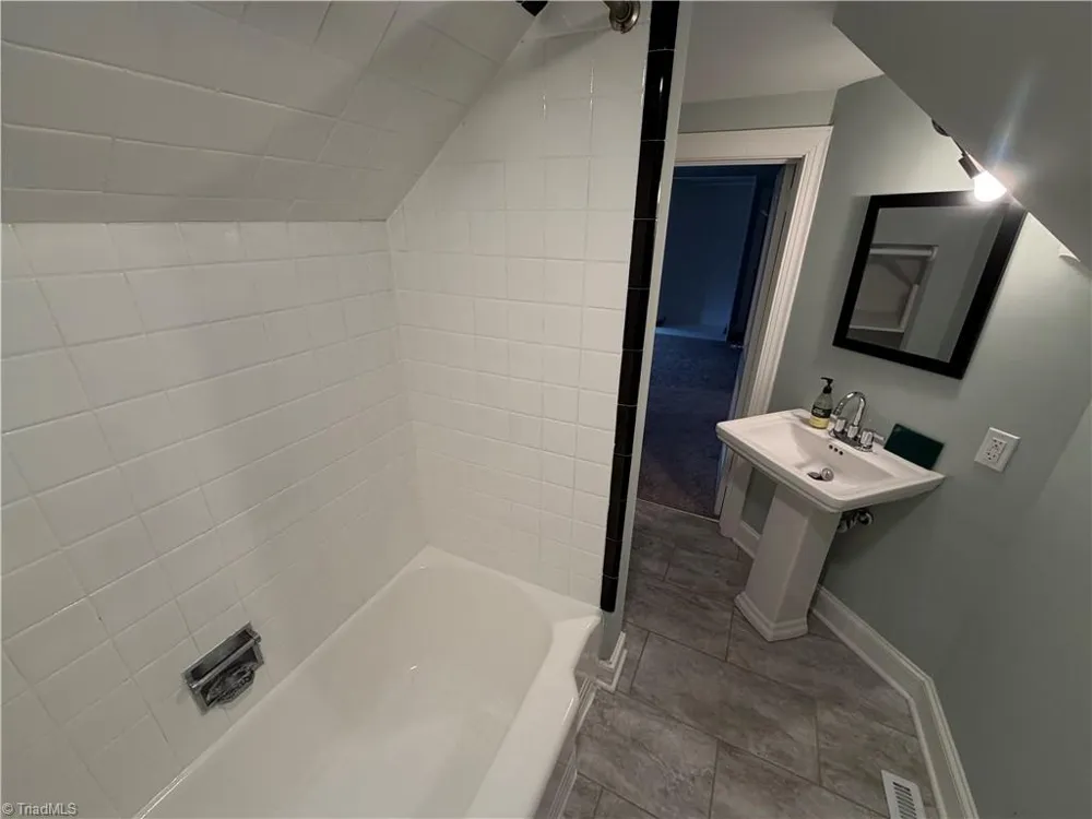 2313 Glenn Avenue Winston-Salem, NC 27105