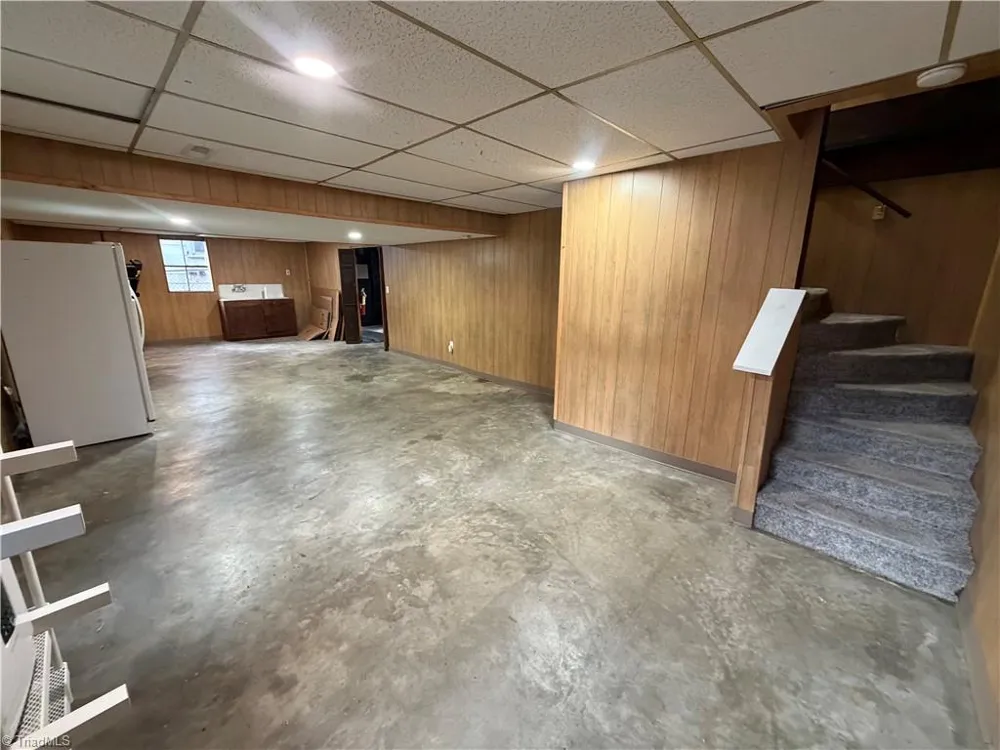 2313 Glenn Avenue Winston-Salem, NC 27105
