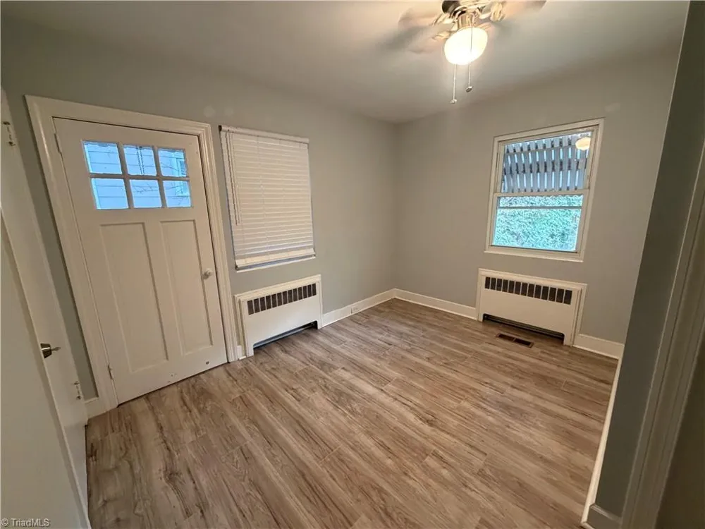 2313 Glenn Avenue Winston-Salem, NC 27105
