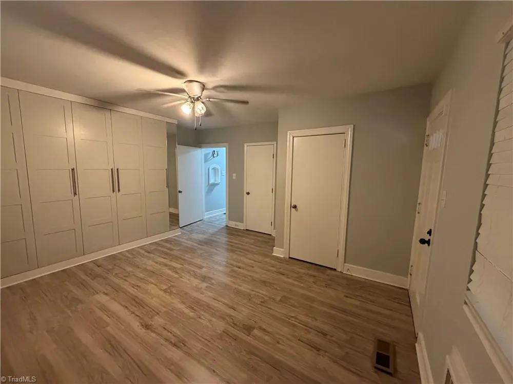 2313 Glenn Avenue Winston-Salem, NC 27105