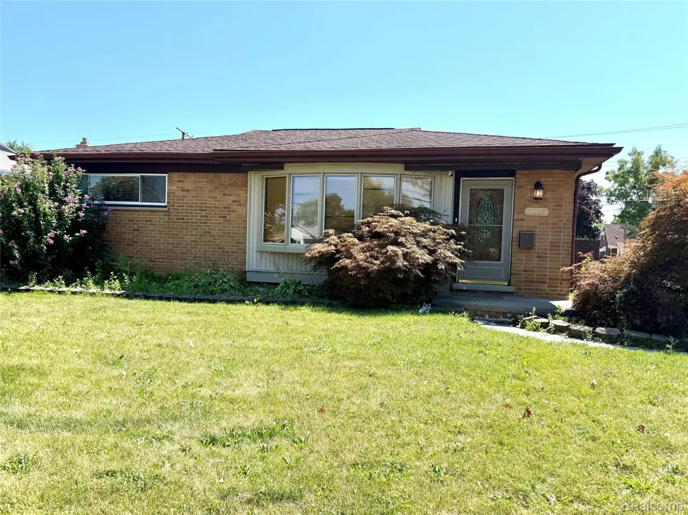 13093 EDISON STREET Southgate City, MI 48195