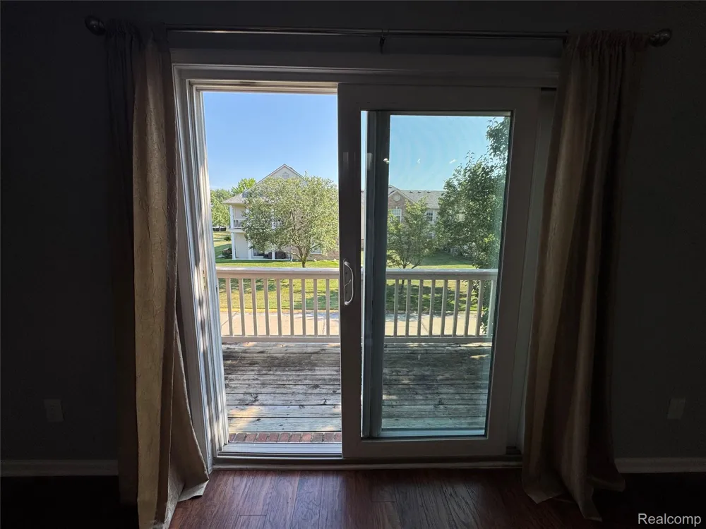 21083 Cooper Drive Macomb Township, MI 48044