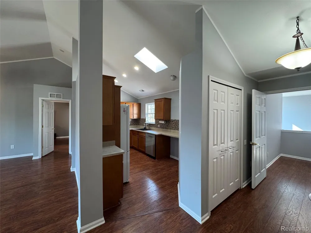 21083 Cooper Drive Macomb Township, MI 48044
