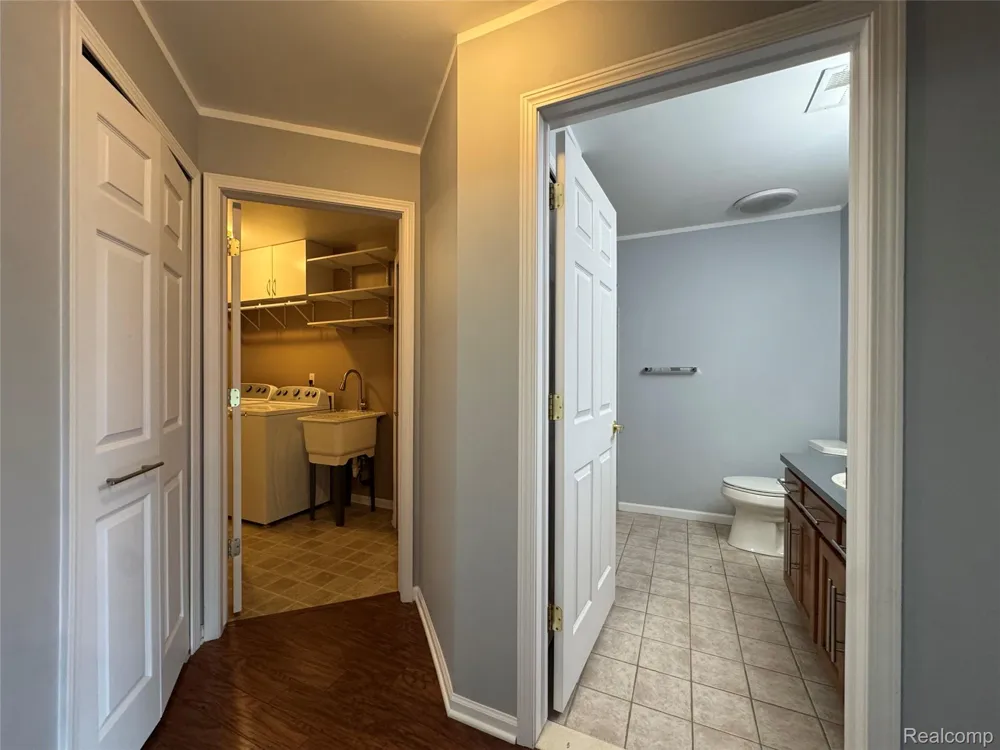 21083 Cooper Drive Macomb Township, MI 48044