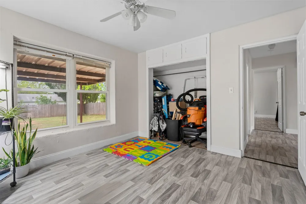 104 Miller Pauls Valley, OK 73075