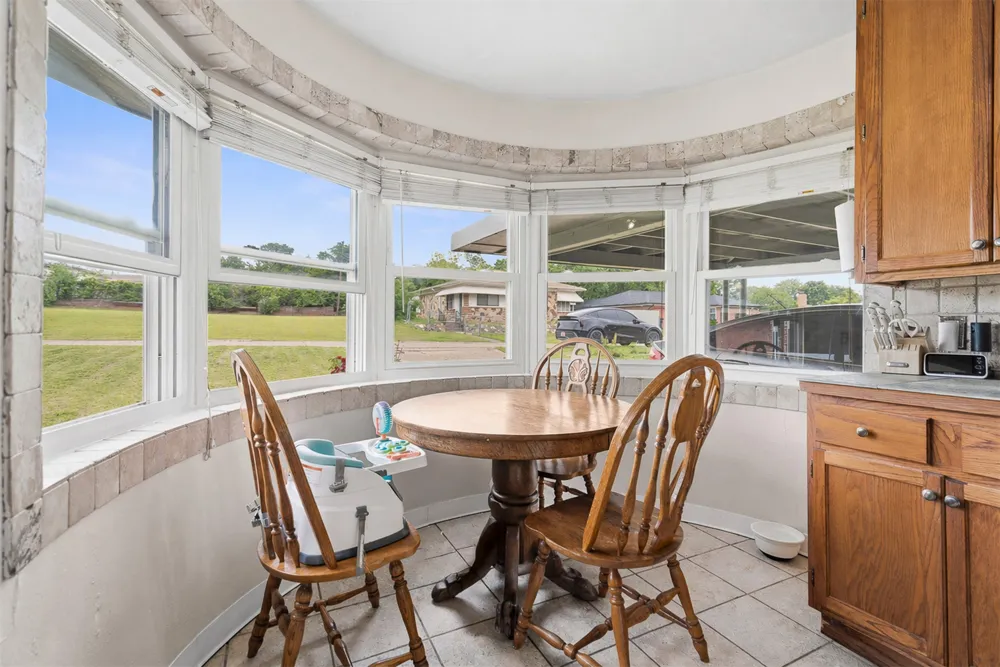104 Miller Pauls Valley, OK 73075