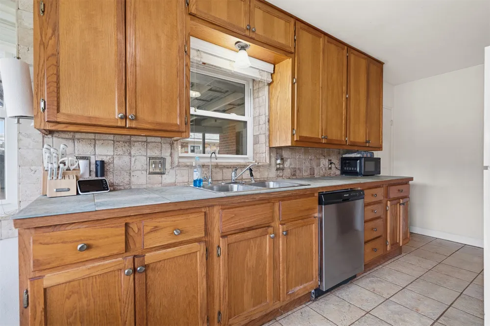 104 Miller Pauls Valley, OK 73075