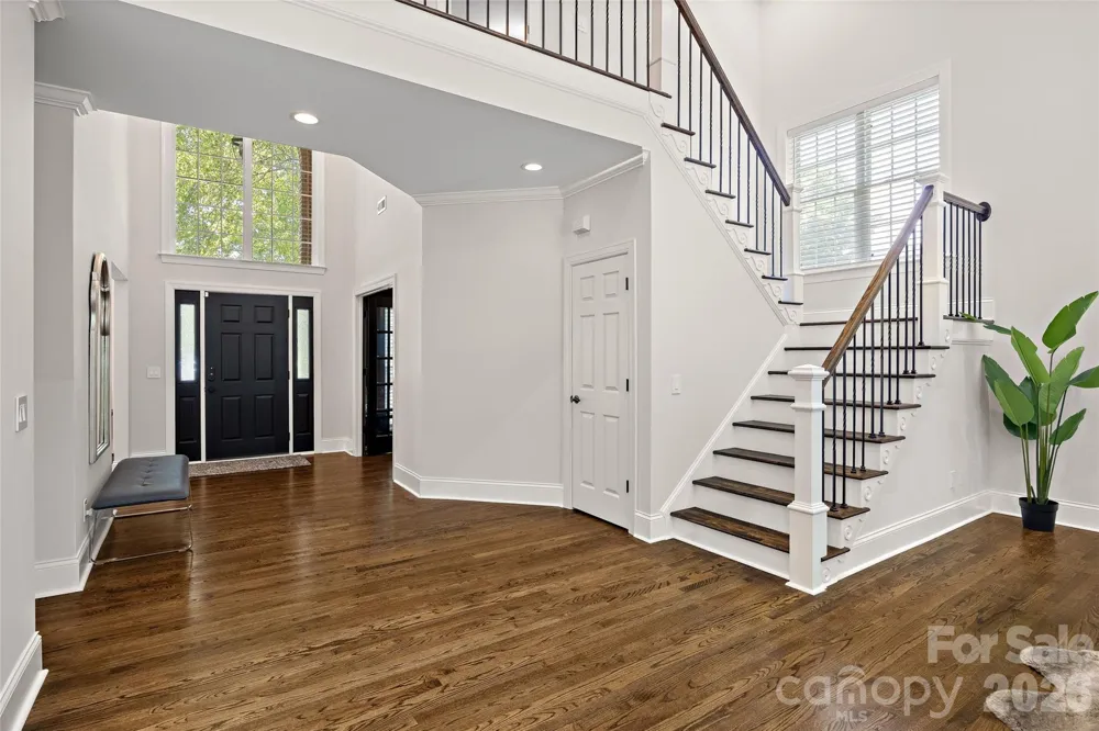1607 Crestgate Drive Waxhaw, NC 28173