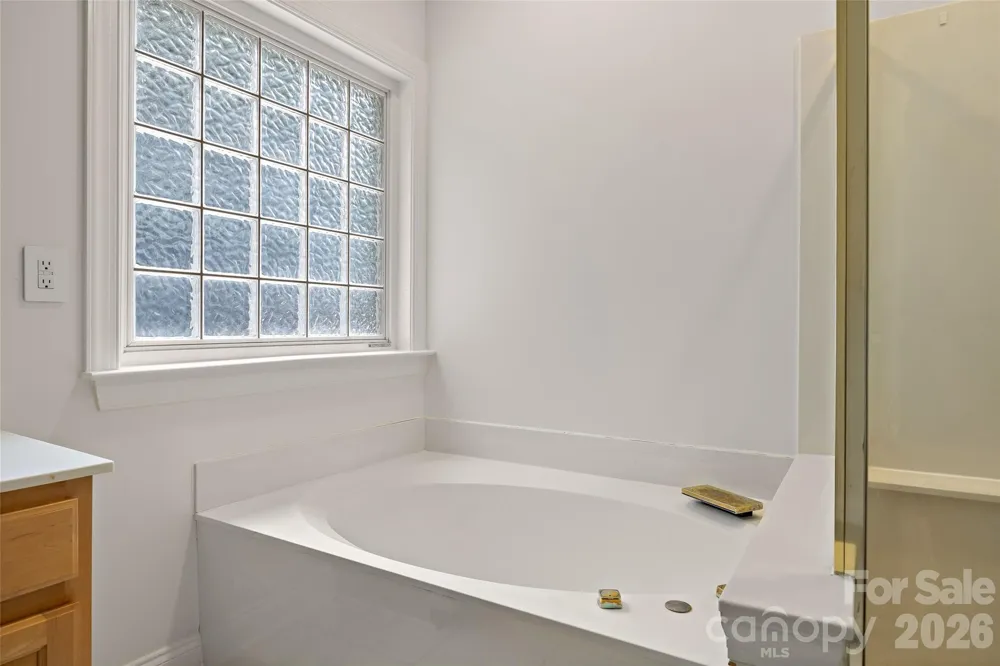 1607 Crestgate Drive Waxhaw, NC 28173