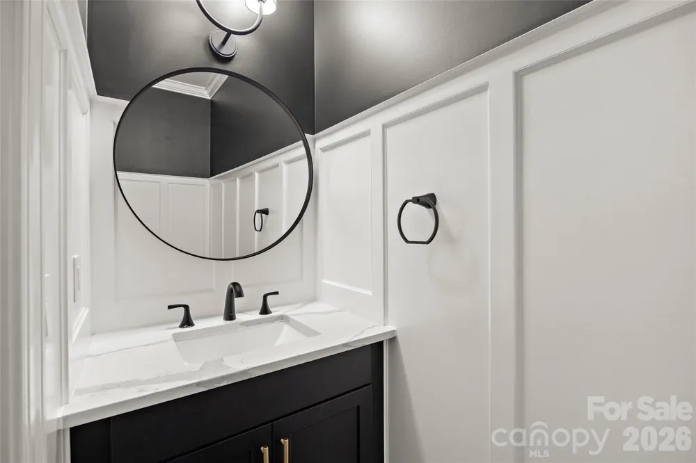 1607 Crestgate Drive Waxhaw, NC 28173