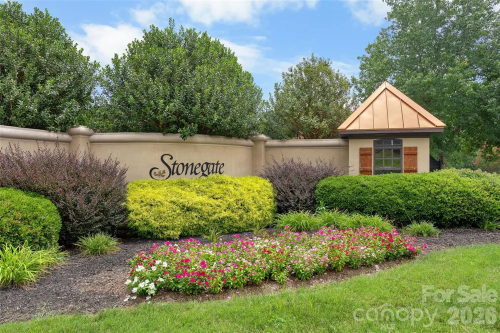 1607 Crestgate Drive Waxhaw, NC 28173