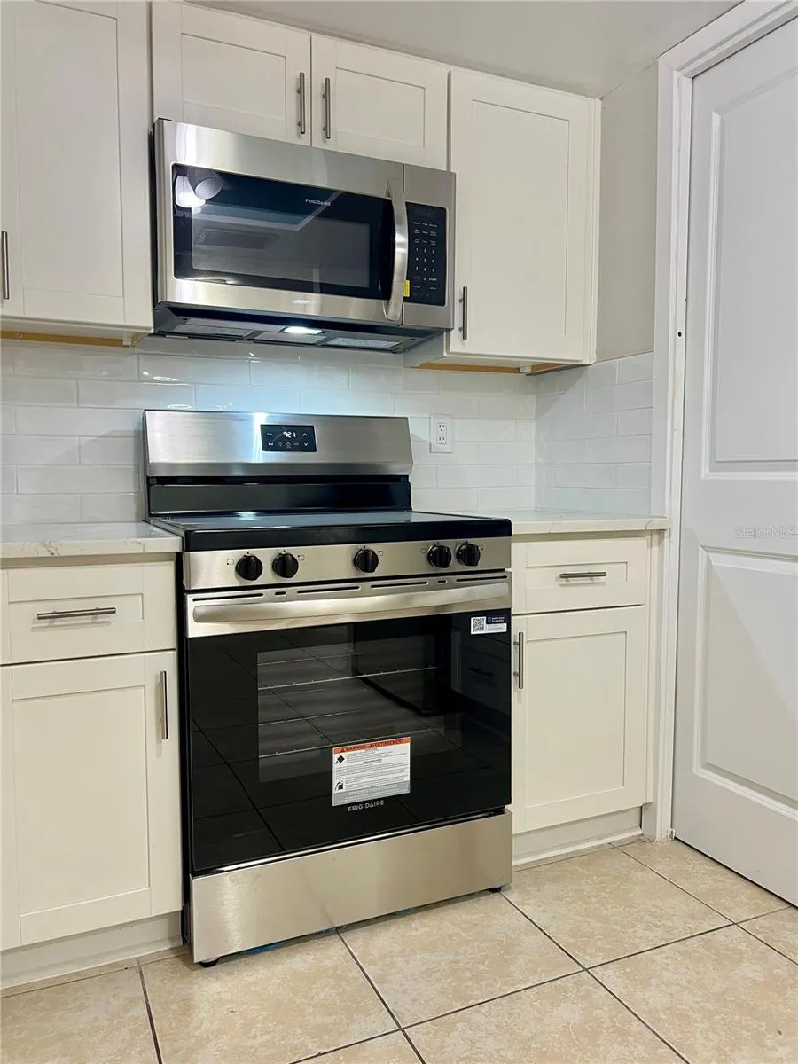 632 EDGEWATER DRIVE #139 Dunedin, FL 34698