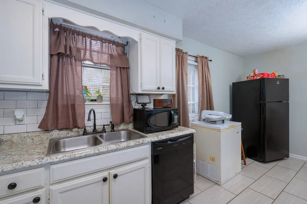 5 Rolling Meadows Dr Goodlettsville, TN 37072