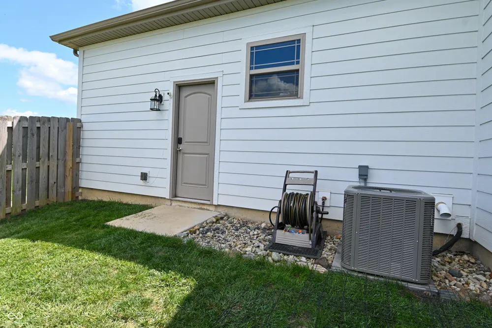 4136 Lake Windemere Kokomo, IN 46902