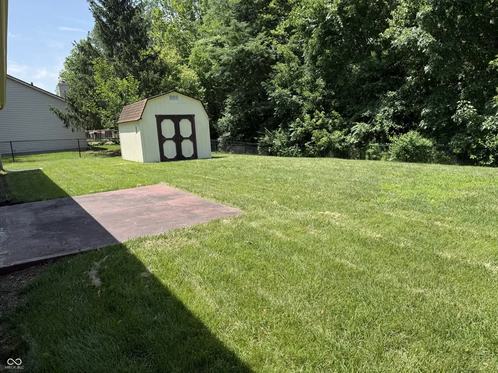 6438 Thistle Bend Avon, IN 46123