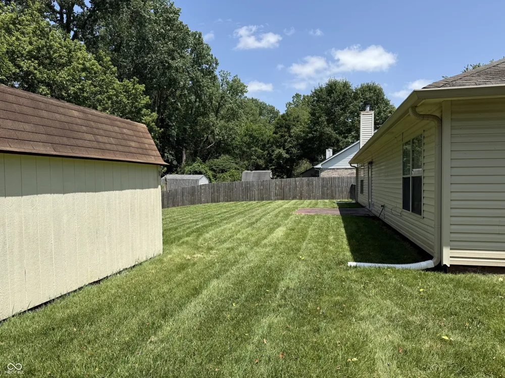 6438 Thistle Bend Avon, IN 46123