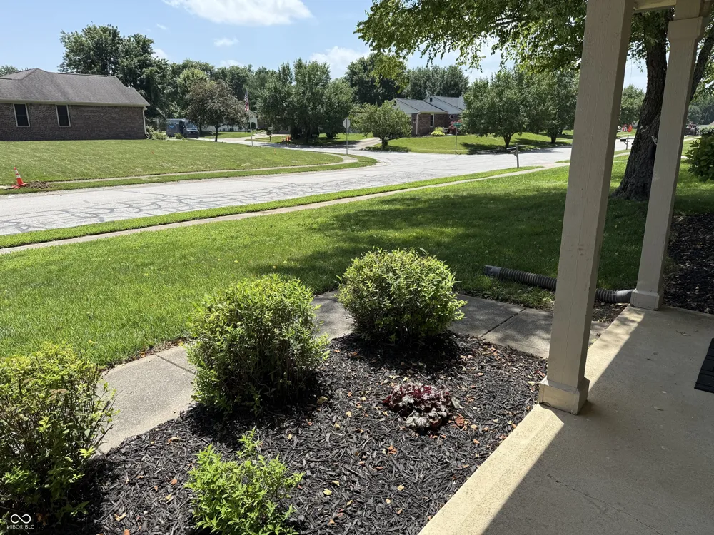 6438 Thistle Bend Avon, IN 46123