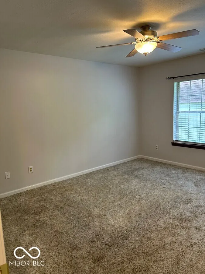 6438 Thistle Bend Avon, IN 46123